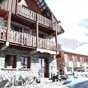  Hotel Le Relais Des Ecrins